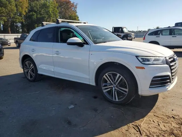 2020 AUDI Q5 E PREMIUM PLUS  