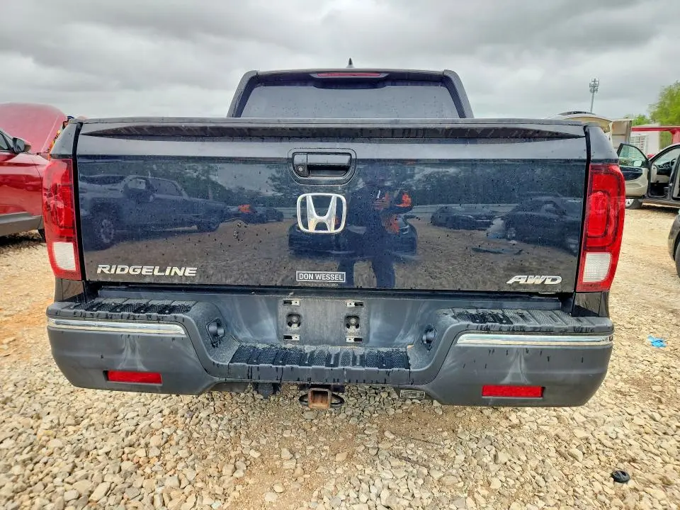 2017 HONDA RIDGELINE RTL  