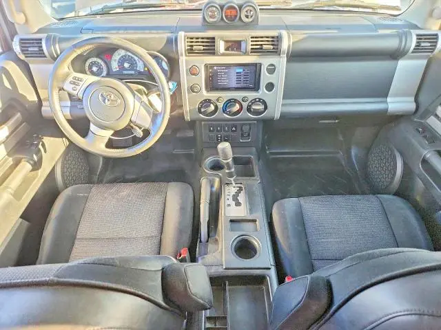 2010 TOYOTA FJ CRUISER BASE  