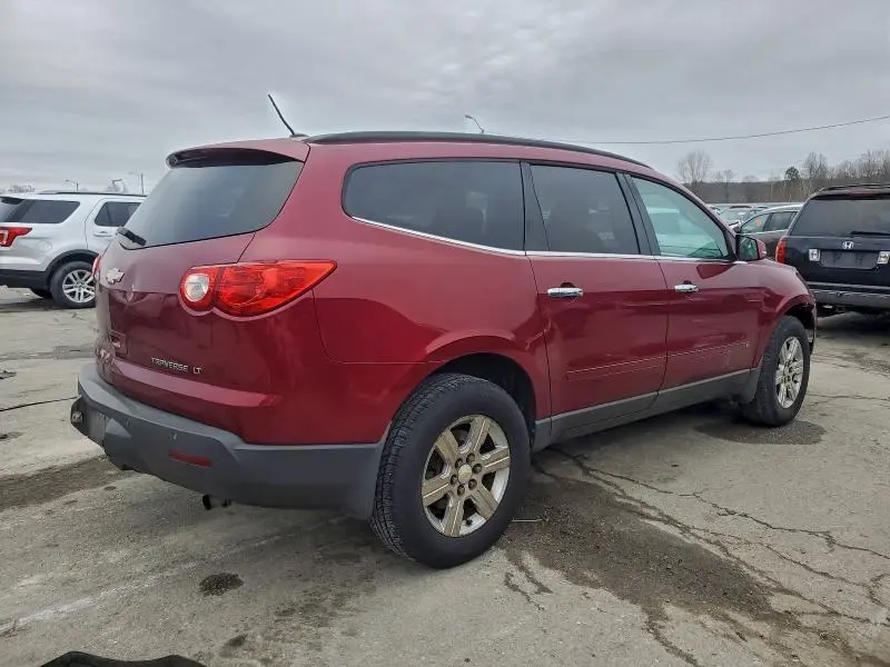 2010 CHEVROLET TRAVERSE LT  