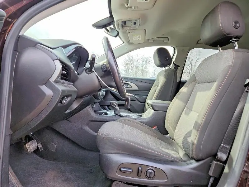 2021 CHEVROLET TRAVERSE LT  