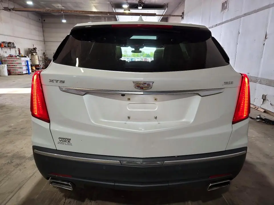 2017 CADILLAC XT5 LUXURY  