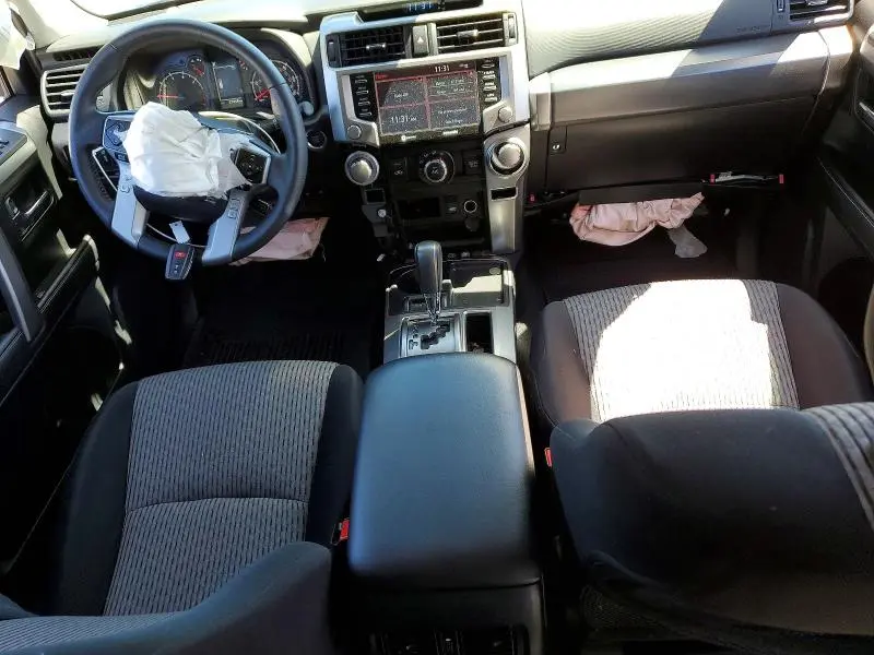 2023 TOYOTA 4RUNNER SR5  