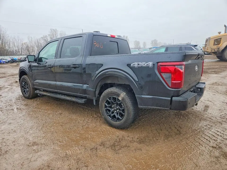 2024 FORD F150 XLT  