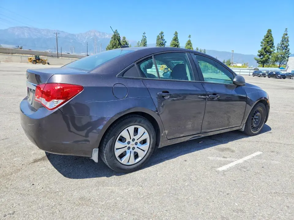 2014 CHEVROLET CRUZE LS  