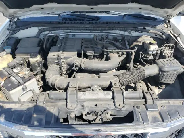 2012 NISSAN FRONTIER S  