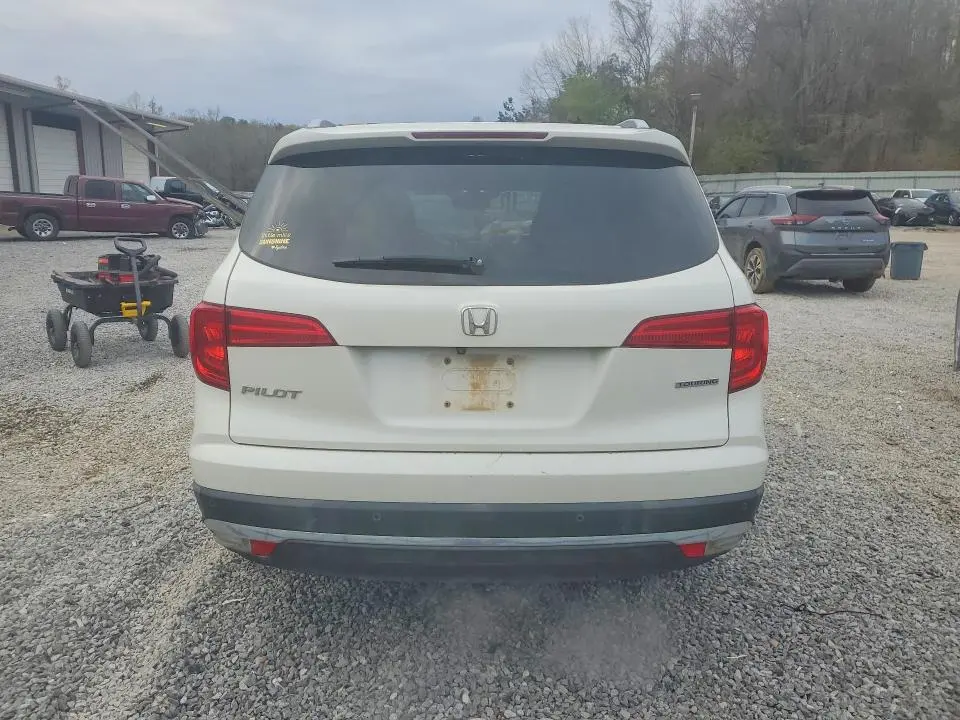 2018 HONDA PILOT TOURING  
