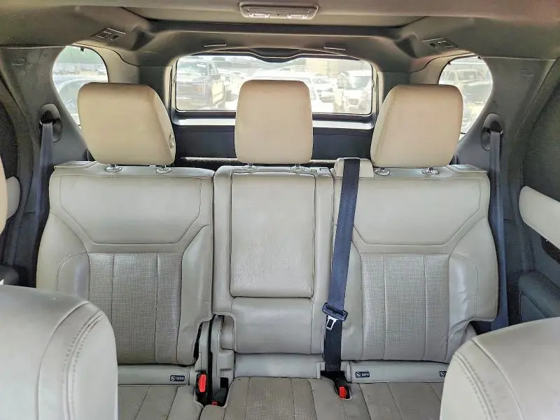 2019 LAND ROVER DISCOVERY SE  
