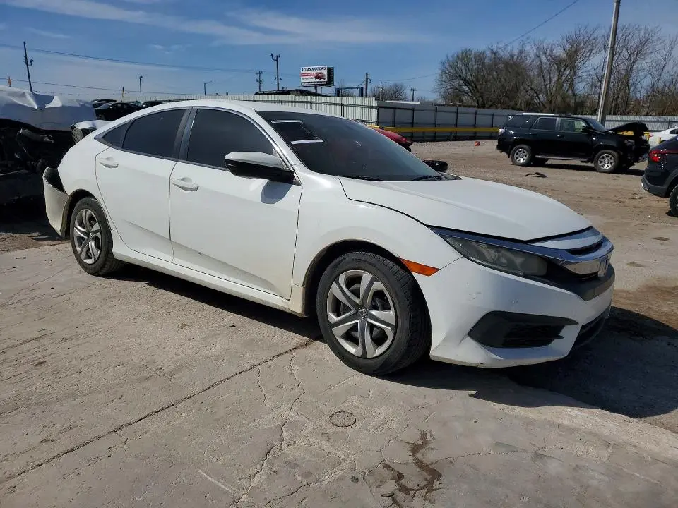 2016 HONDA CIVIC LX  