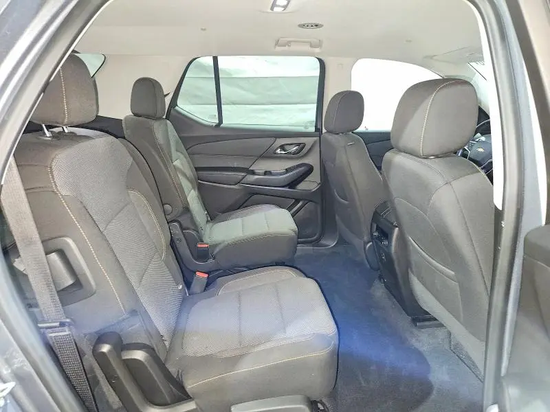 2021 CHEVROLET TRAVERSE LT  
