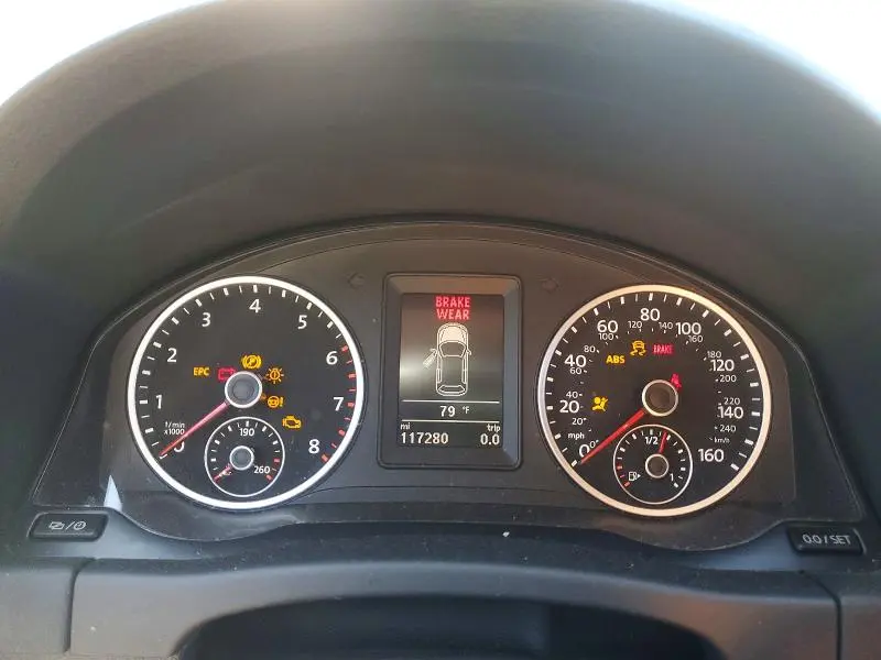 2017 VOLKSWAGEN TIGUAN S  