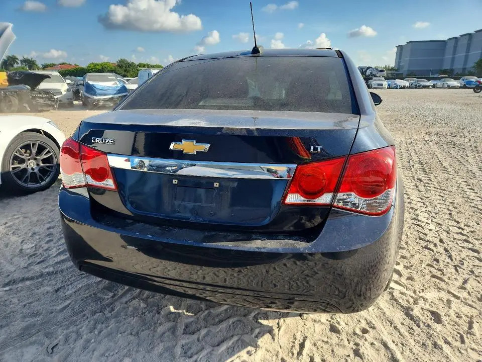 2015 CHEVROLET CRUZE LT  