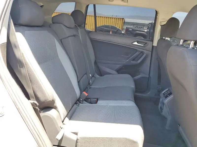 2020 VOLKSWAGEN TIGUAN S  