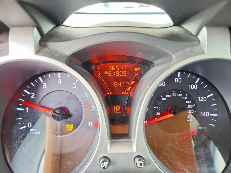 2014 NISSAN JUKE SL  