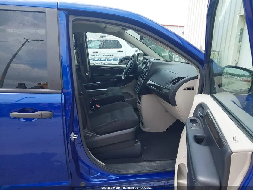 2020 DODGE GRAND CARAVAN SE