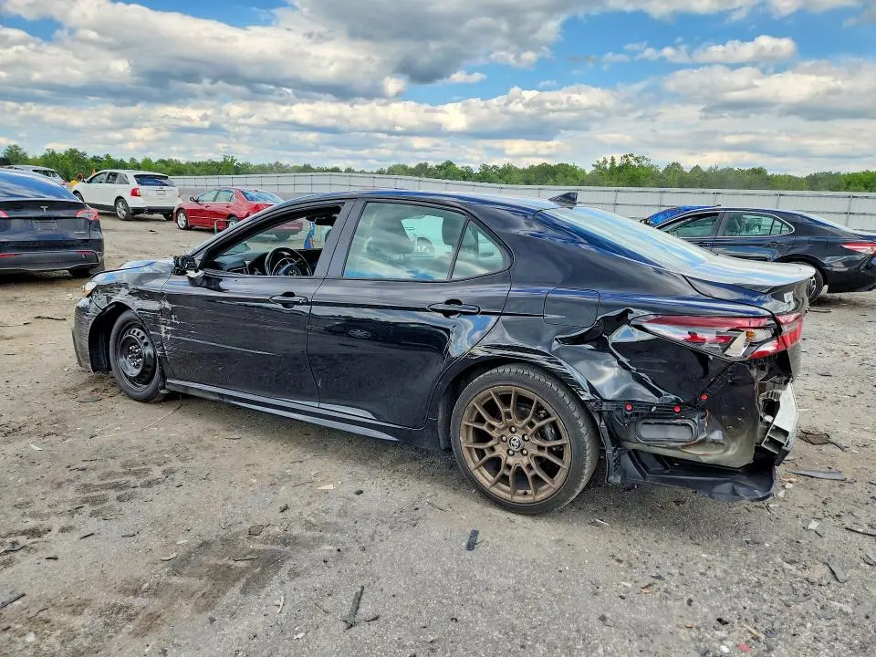 2023 TOYOTA CAMRY SE NIGHTSHADE  