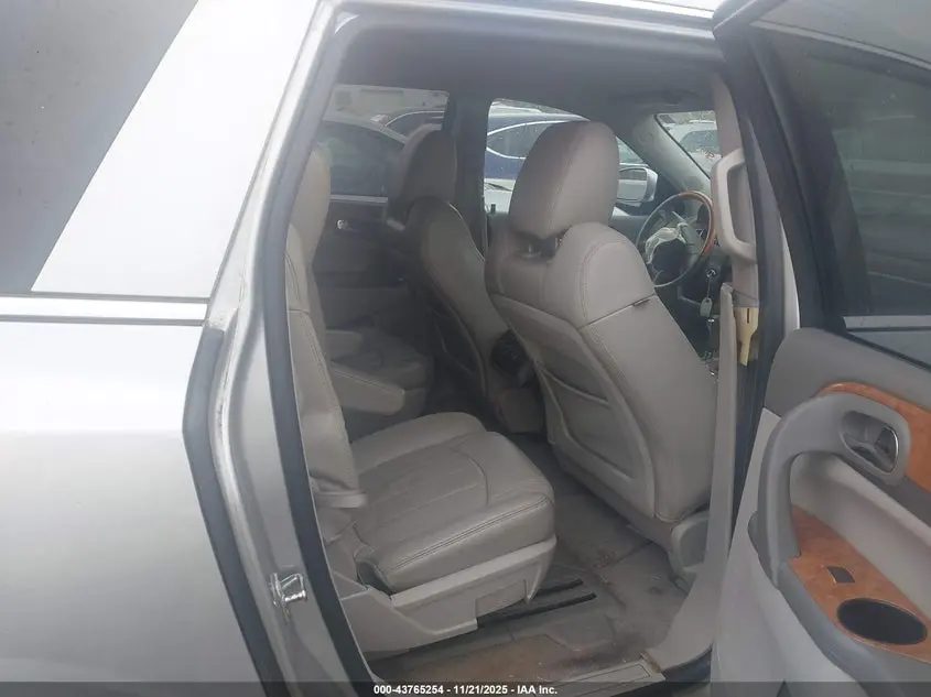 2010 BUICK ENCLAVE 1XL