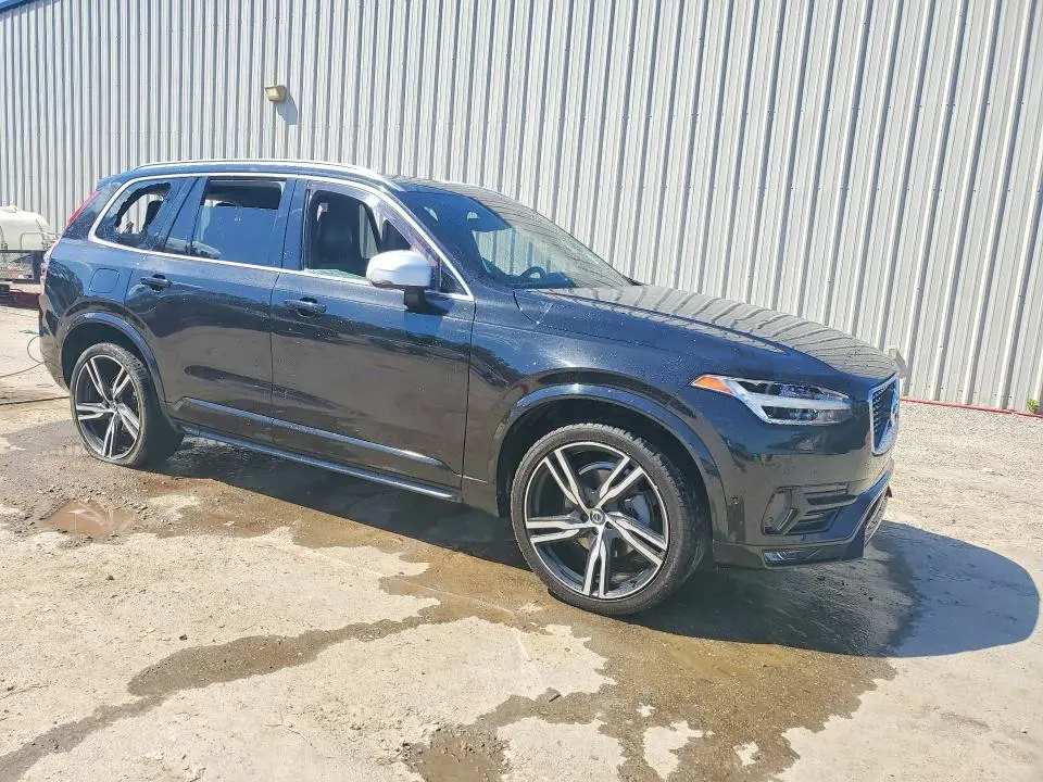 2016 VOLVO XC90 T6  