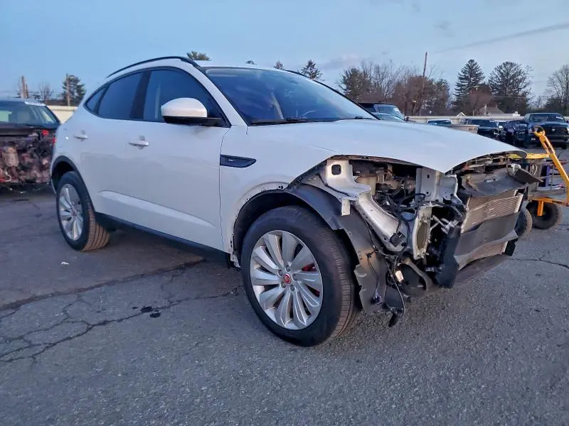 2019 JAGUAR E-PACE SE  