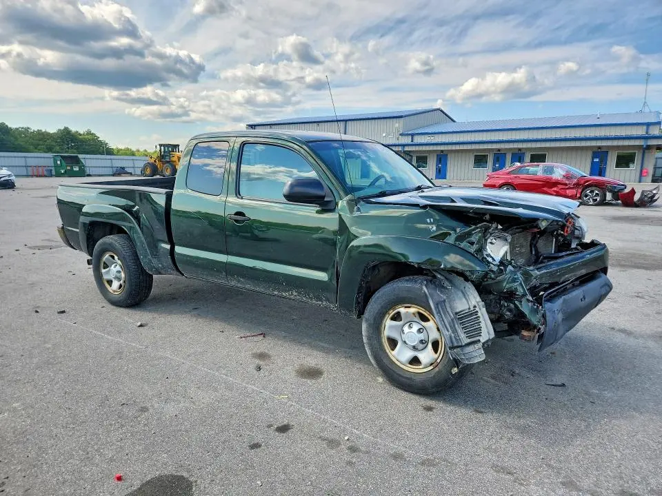 2014 TOYOTA TACOMA BASE  