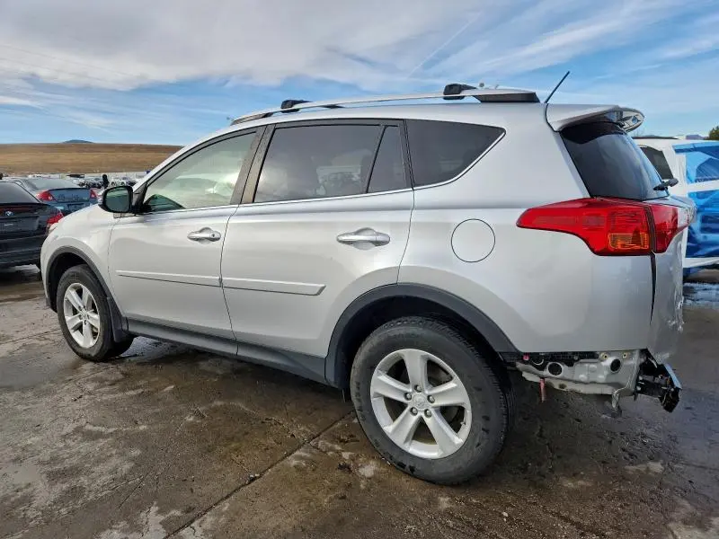 2014 TOYOTA RAV4 XLE  