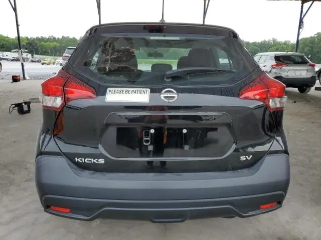 2018 NISSAN KICKS S  