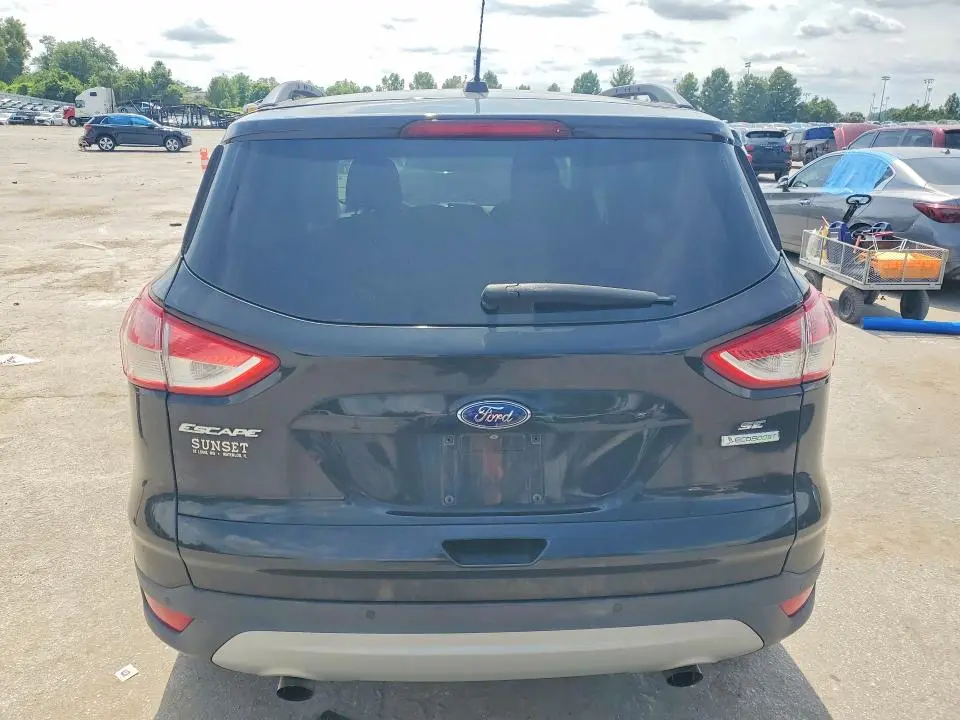 2015 FORD ESCAPE SE  