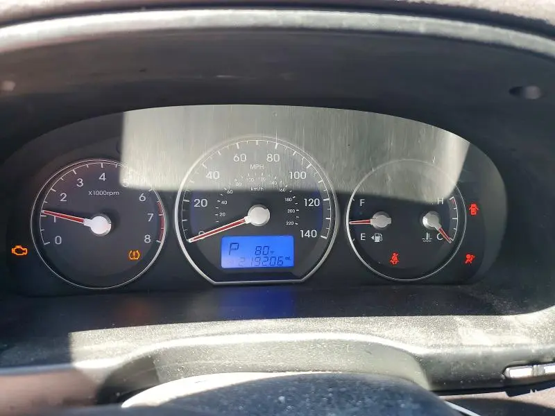 2012 HYUNDAI SANTA FE GLS  