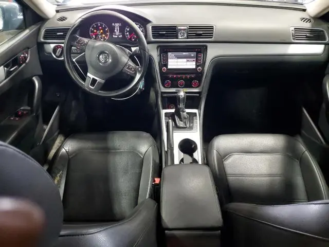 2013 VOLKSWAGEN PASSAT SE  