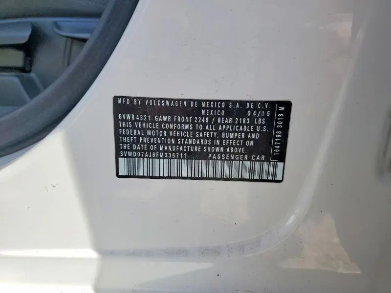 2015 VOLKSWAGEN JETTA SE  