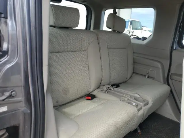 2011 HONDA ELEMENT LX  