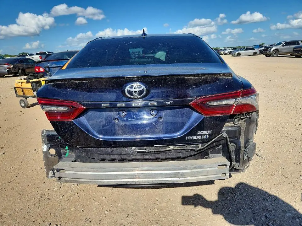 2022 TOYOTA CAMRY XSE  