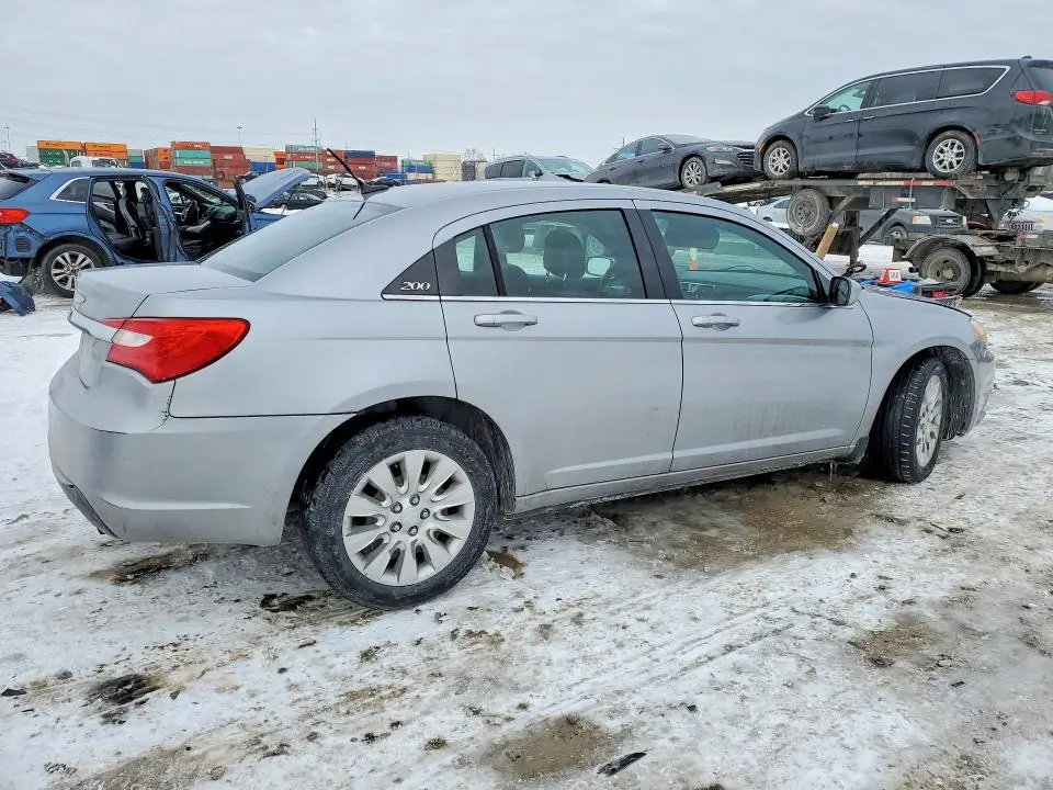 2014 CHRYSLER 200 LX  