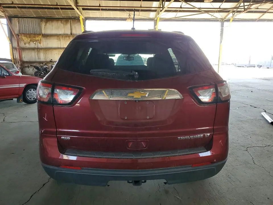 2015 CHEVROLET TRAVERSE LT  