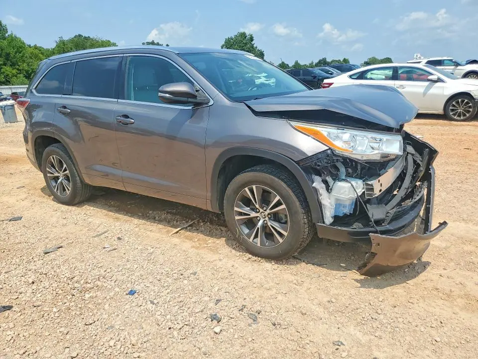 2016 TOYOTA HIGHLANDER XLE  