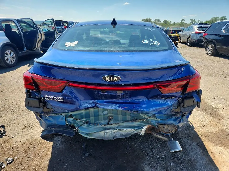 2021 KIA FORTE GT LINE  