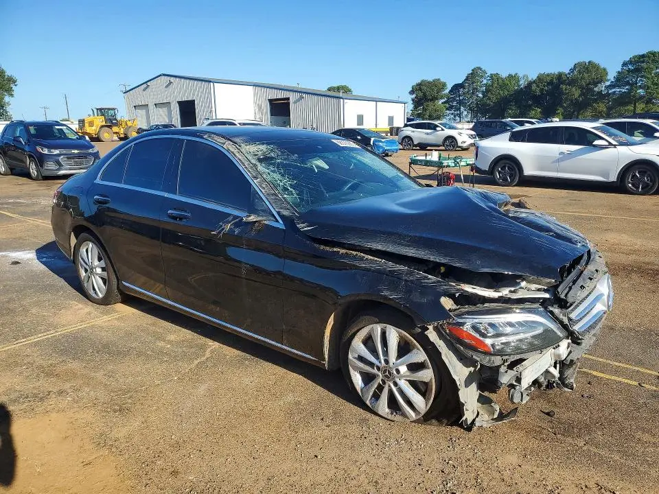 2020 MERCEDES-BENZ C 300  