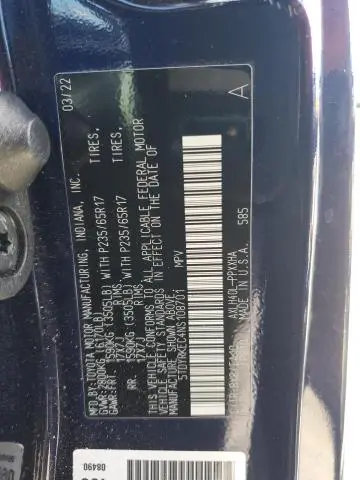 2022 TOYOTA SIENNA XLE  