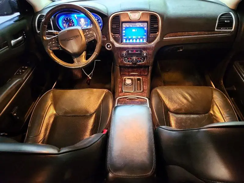 2016 CHRYSLER 300C   