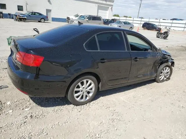 2011 VOLKSWAGEN JETTA SE  