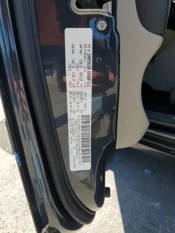 2014 CHRYSLER TOWN & COUNTRY TOURING