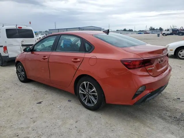 2023 KIA FORTE LX  