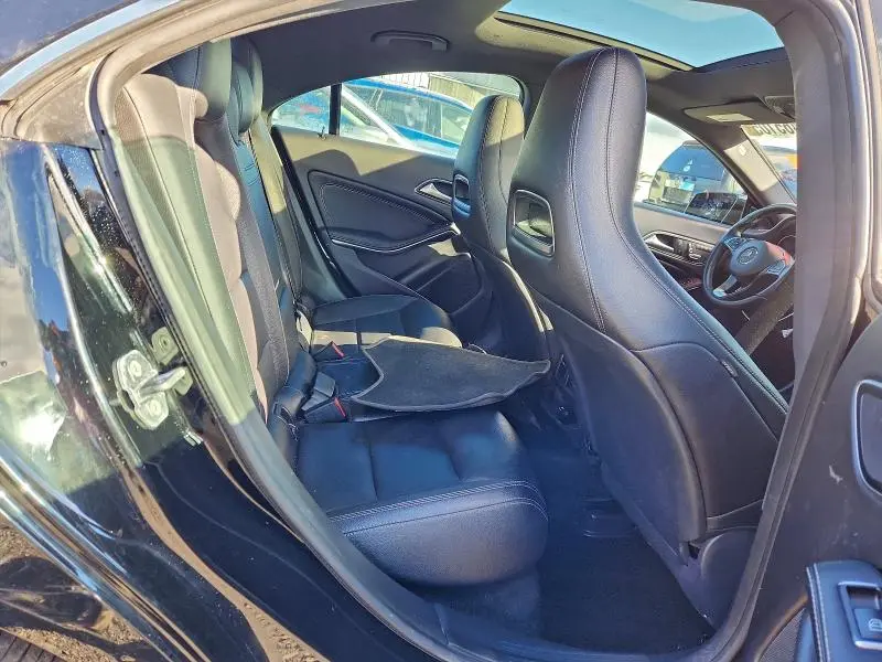 2018 MERCEDES-BENZ CLA 250 4MATIC  