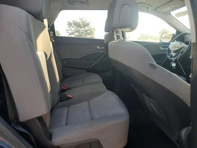 2017 HYUNDAI SANTA FE SE  