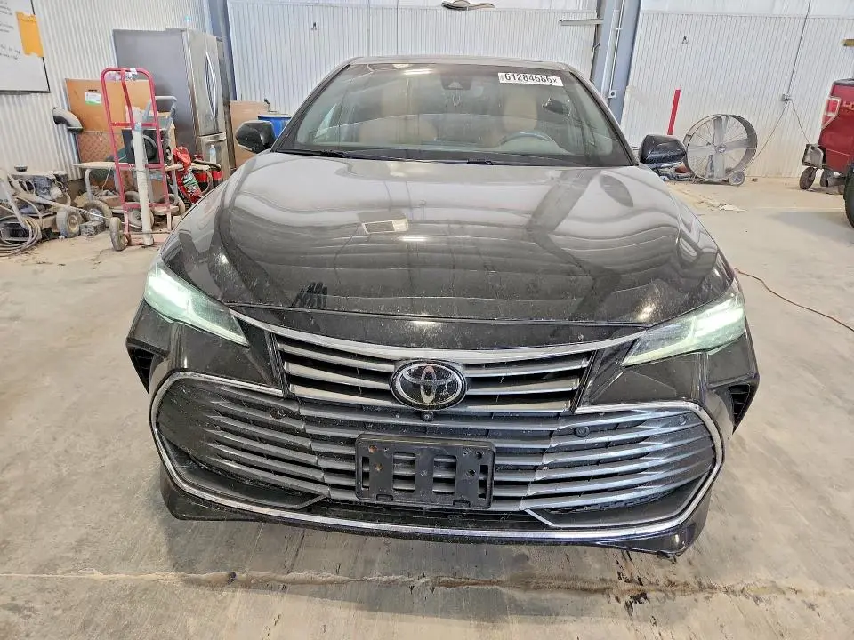 2021 TOYOTA AVALON LIMITED  