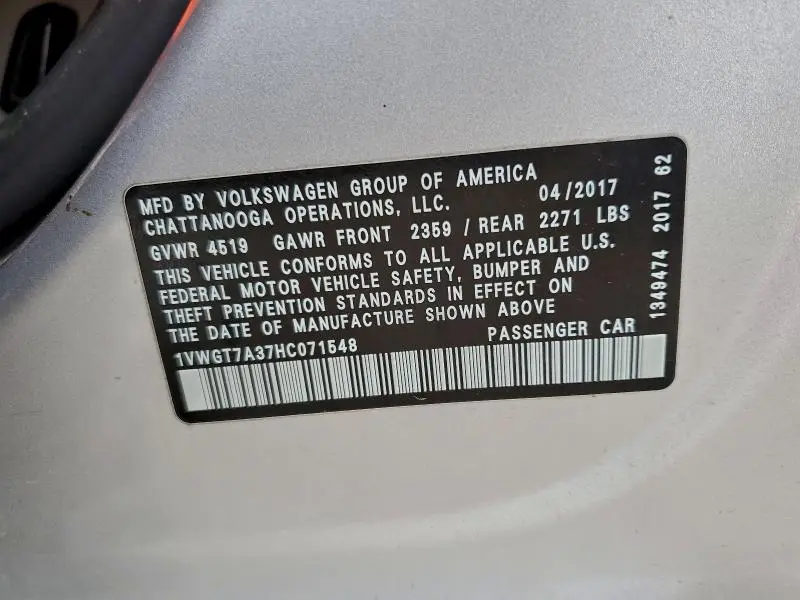 2017 VOLKSWAGEN PASSAT SE  