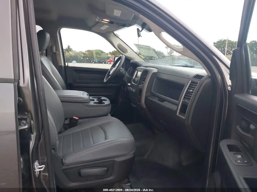 2019 RAM 1500 CLASSIC TRADESMAN  4X4 5'7 BOX