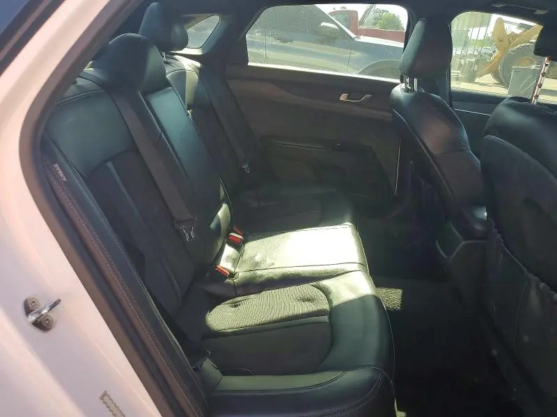 2021 KIA K5 GT LINE  
