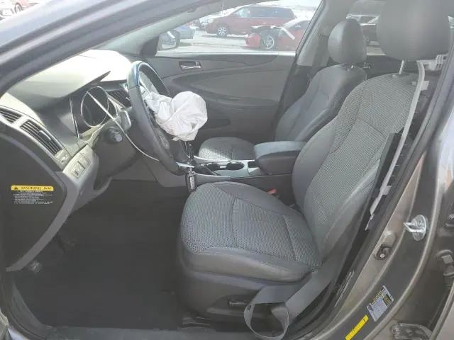 2011 HYUNDAI SONATA SE  