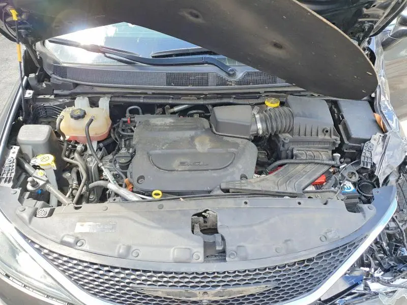 2019 CHRYSLER PACIFICA TOURING PLUS  